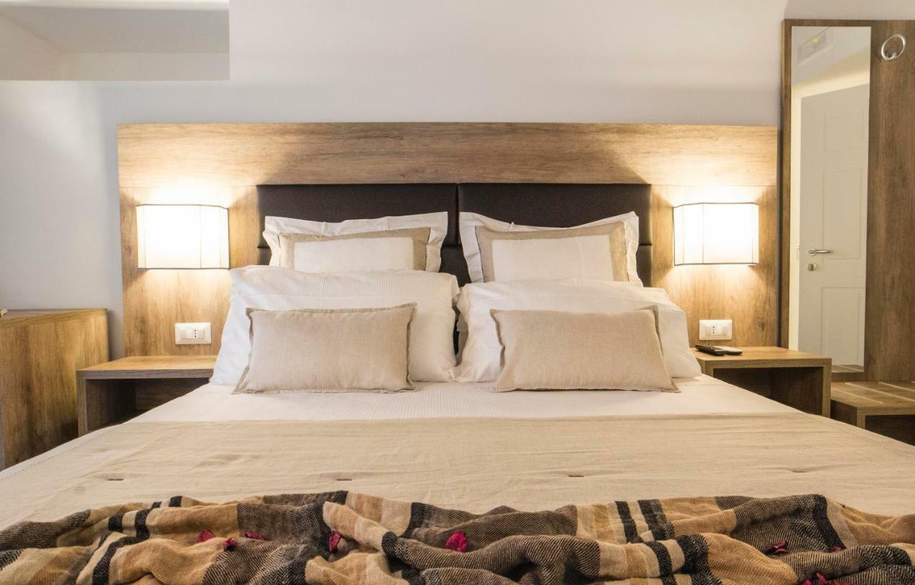 Morelli Suite Napoli Bagian luar foto