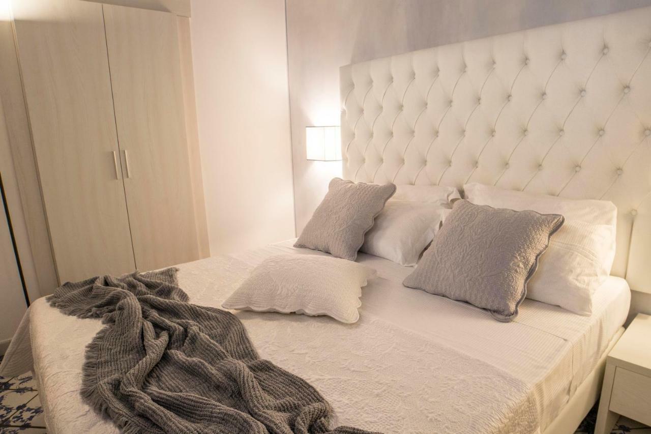 Morelli Suite Napoli Bagian luar foto
