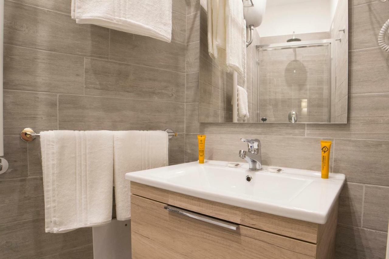 Morelli Suite Napoli Bagian luar foto