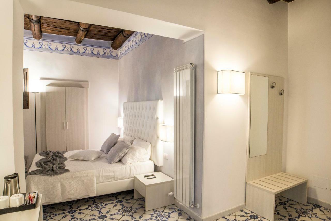 Morelli Suite Napoli Bagian luar foto