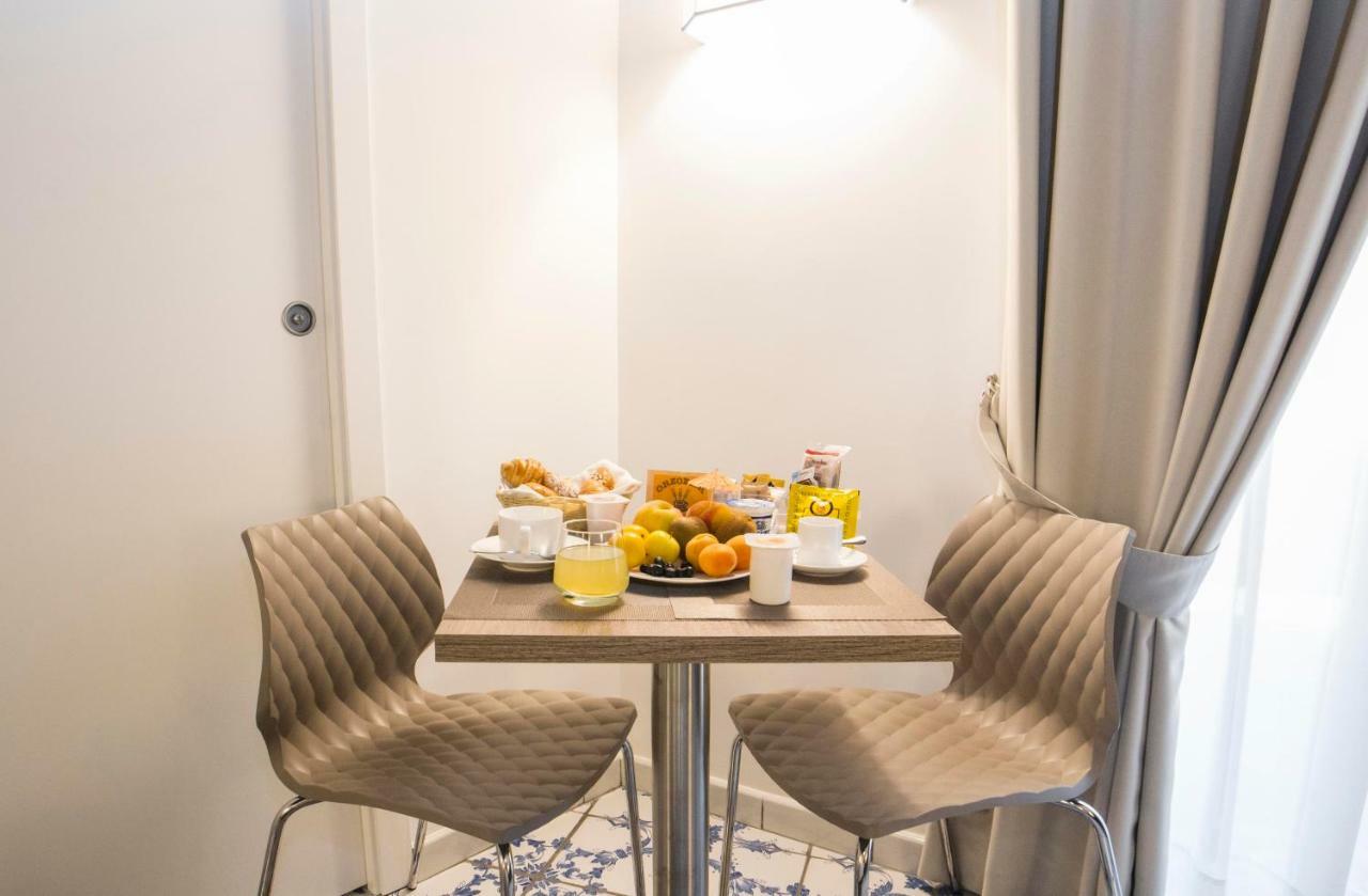 Morelli Suite Napoli Bagian luar foto